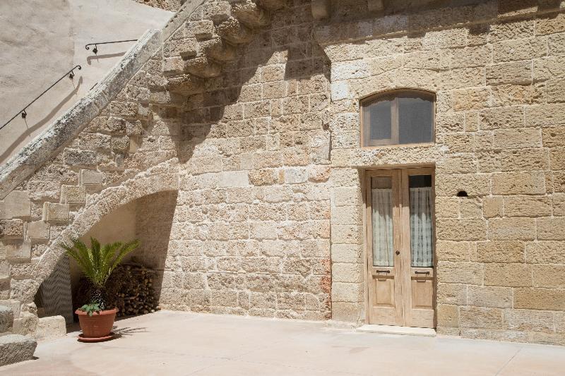 Historia- Dimore Corte Chiesa Corigliano dʼOtranto 外观 照片