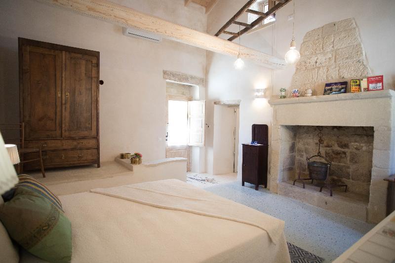 Historia- Dimore Corte Chiesa Corigliano dʼOtranto 外观 照片