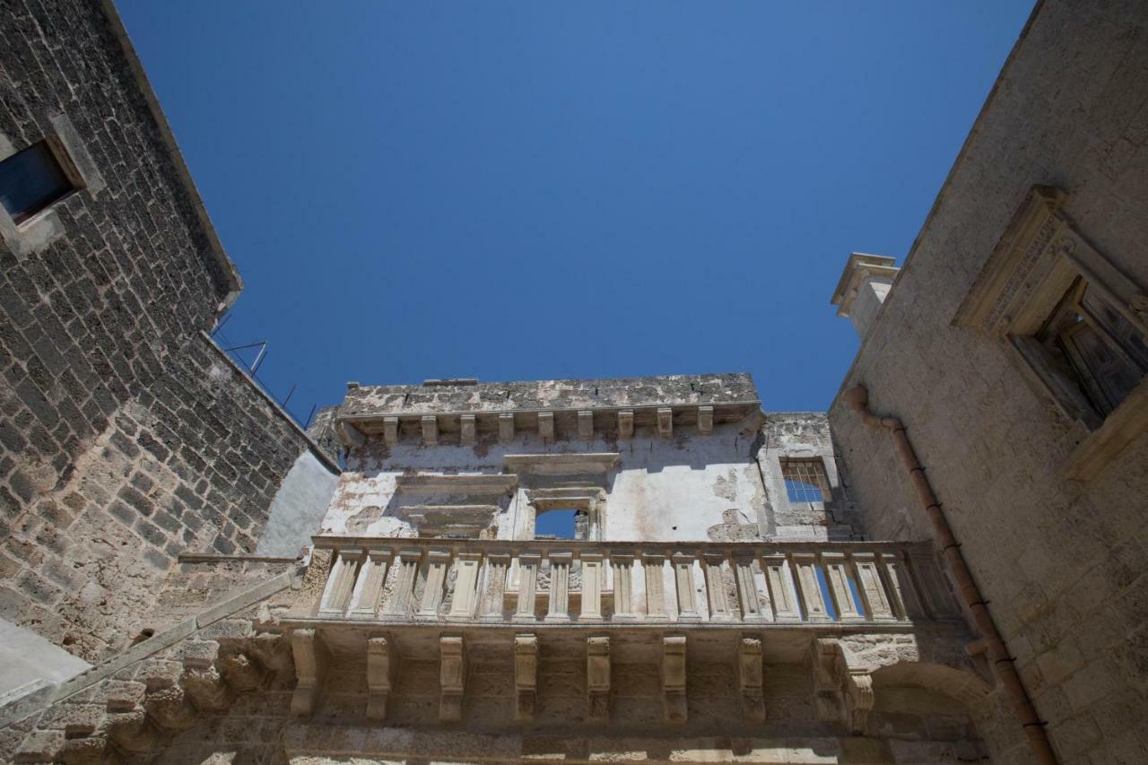 Historia- Dimore Corte Chiesa Corigliano dʼOtranto 外观 照片